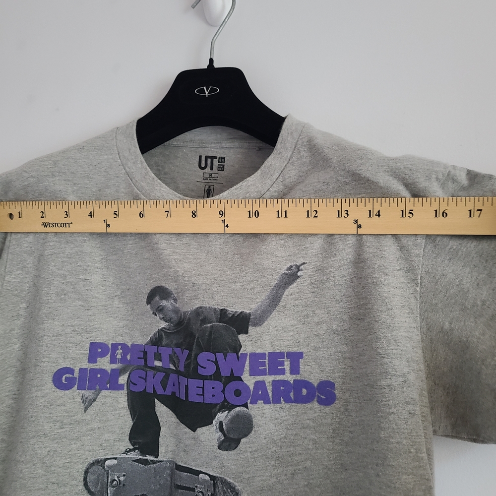 Uniqlo Gray Tee with Skateboard Graphic and Purple Text 100% Cotton Size M - Picture 3 of 7